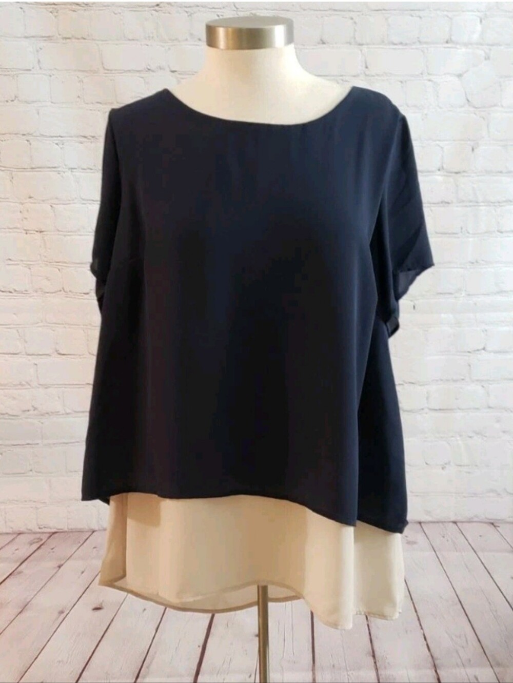 Torrid Layered Blouse Navy Tan Size 1 (14/16)